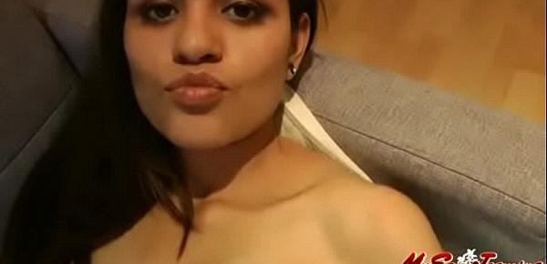  Indian College Girl Jasmine Mathur On Sofa Naked Playing With Boobs